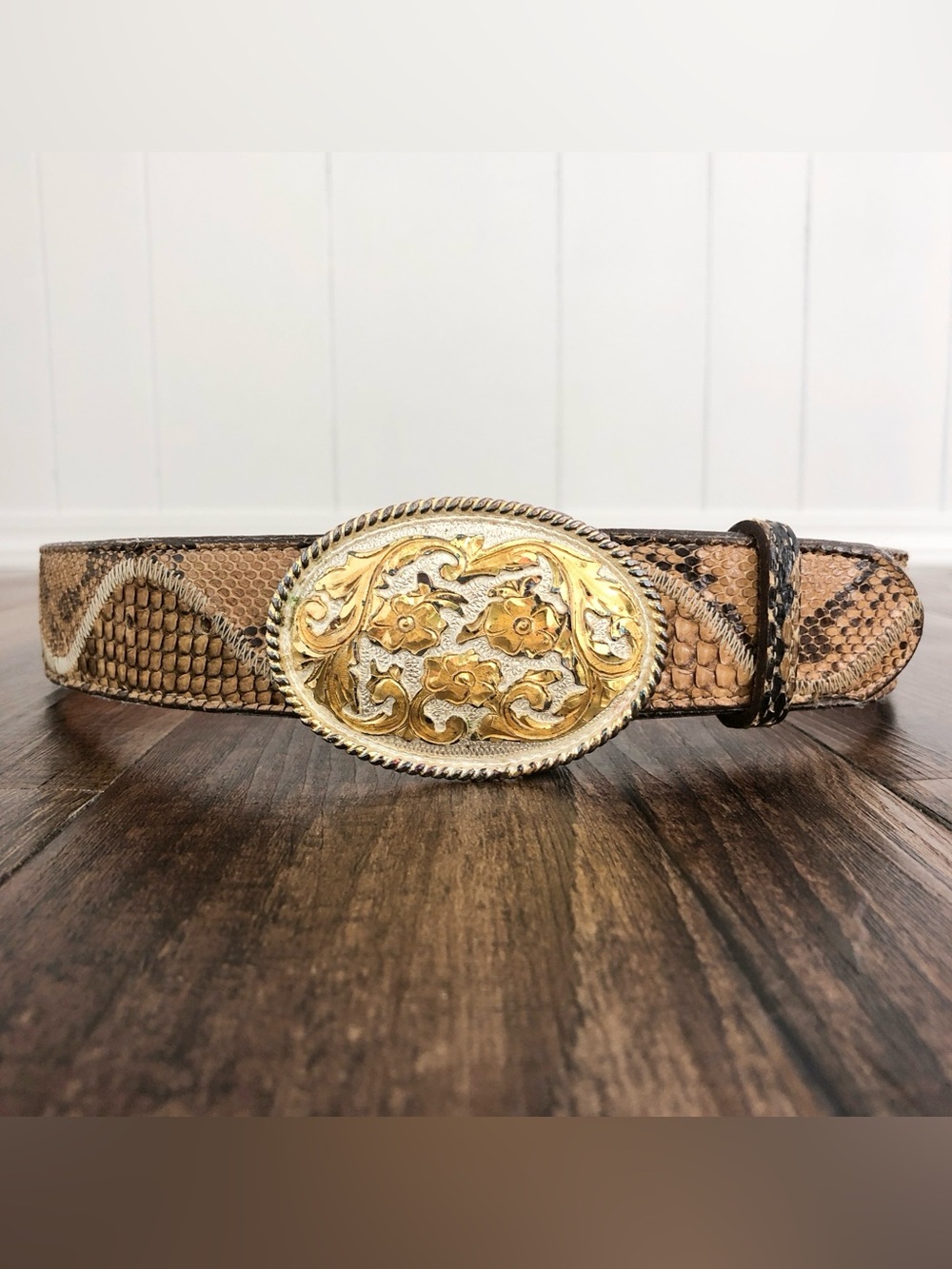 Boot Country VTG Snakeskin Leather Western Belt Large Oval Buckle Size 32 Tan